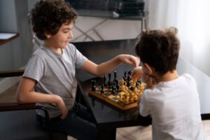 Descubriendo el ajedrez, el deporte de la mente - ASSSA