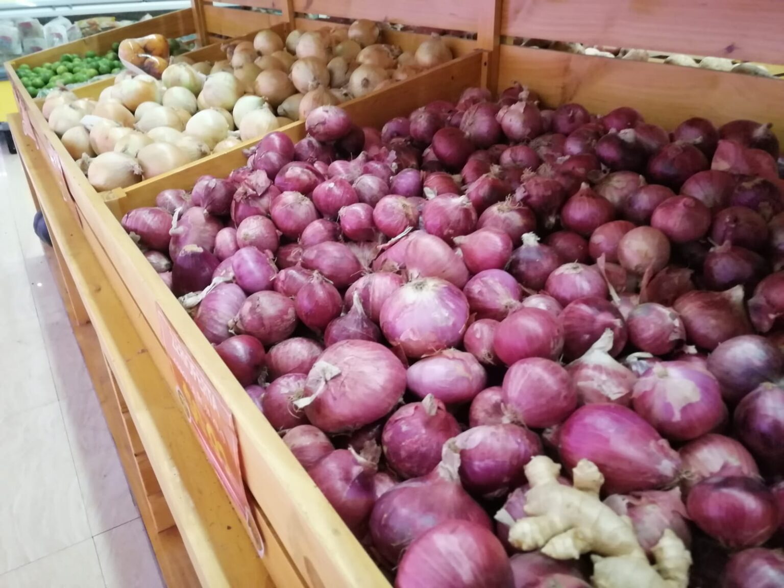 Precios de alimentos básicos por las nubes Diario La Hora