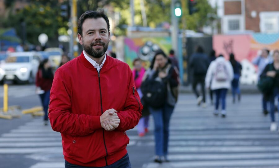 Hijo del asesinado liberal Luis Carlos Galán lidera encuesta para