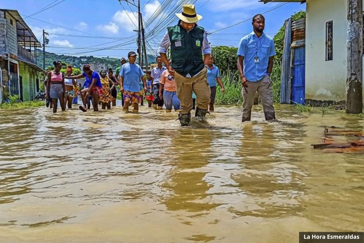 Familias Abandonan Sus Hogares Por Inundaciones Diario La Hora