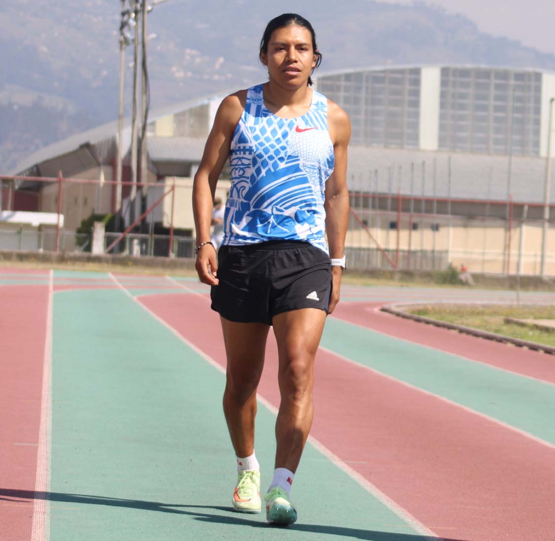 El ambateño Sixto Moreta busca la medalla de oro en el Campeonato