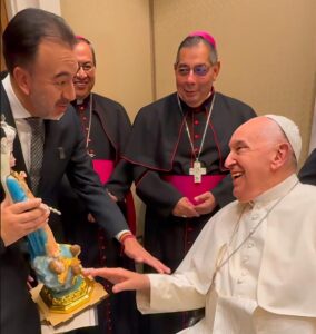 Quito: Pabel Muñoz confía que el Papa venga en septiembre