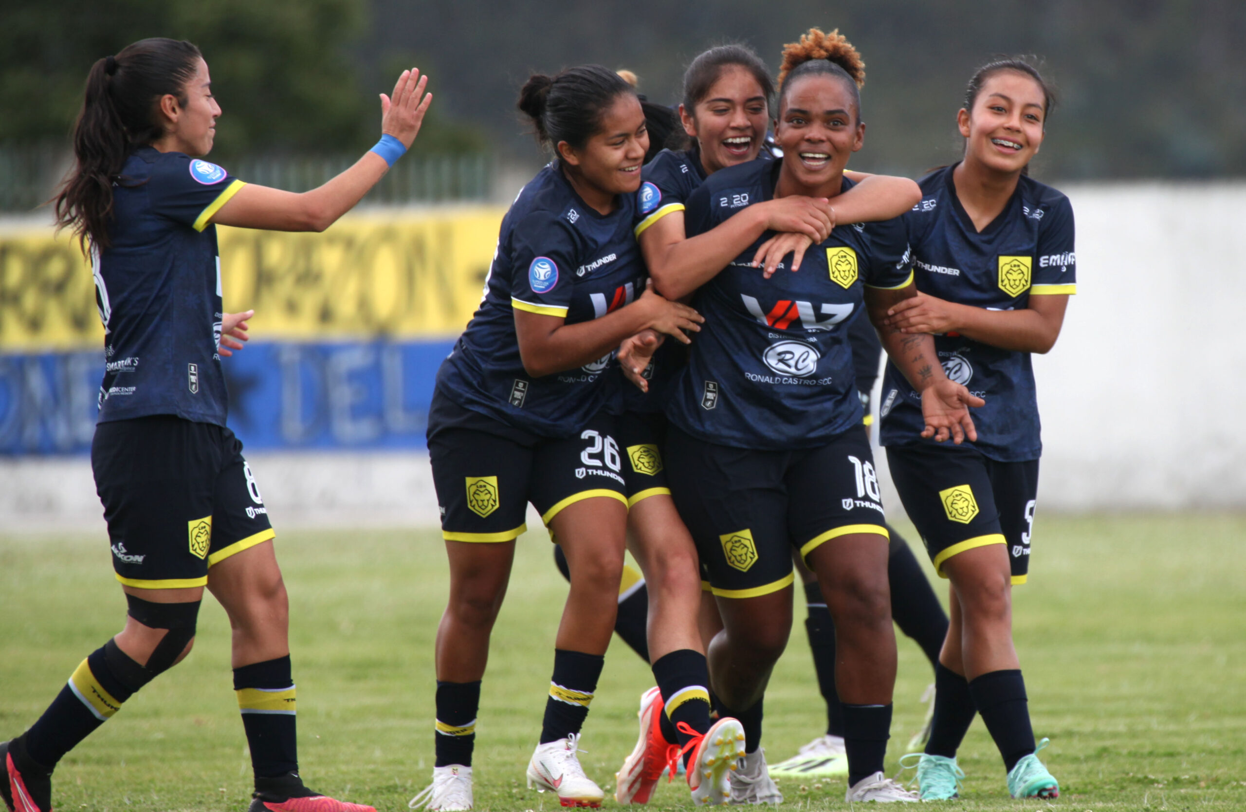El fútbol femenino ecuatoriano no descansó entre semana