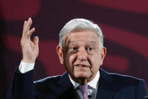 López Obrador afirma dejar ‘finanzas sanas’ en México