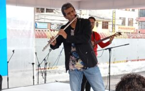 Huáscar Barradas recorrió Ecuador enseñando y fusionando la música a través de su flauta