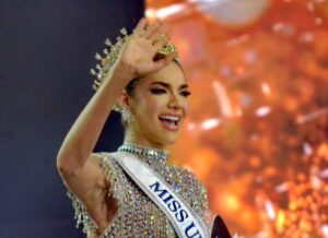 Mara Topic: ¿Qué es Hashimoto? la enfermedad que sufre la Miss Universo Ecuador y hermana de Jan Topic