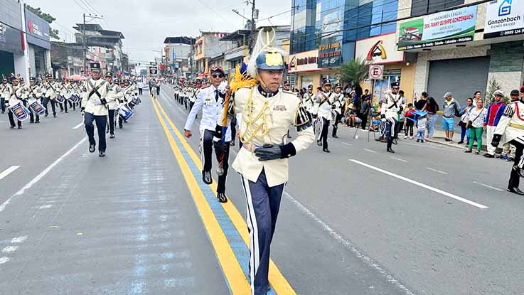 Fervor cívico y solemne en el cierre de las fiestas de Santo Domingo